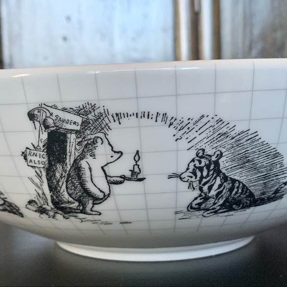 Disney Sketchbook Winnie the Pooh 9” Serving Bowl - Picture 11 of 16